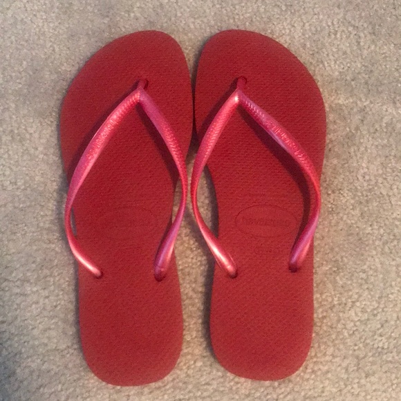 red havaianas slim